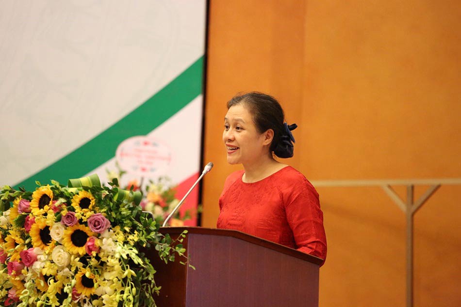 Bà Nguyễn Phương Nga phát biểu tại Hội nghị