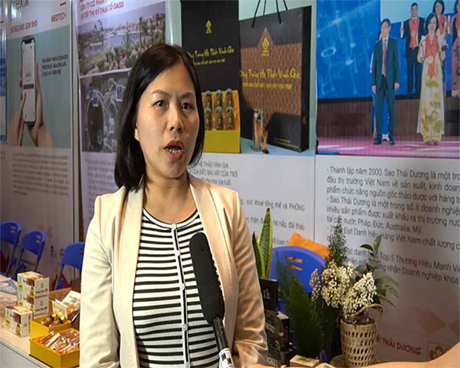 Chị Nguyễn Quỳnh Như là một trong rất nhiều khách hàng đã tin tưởng sử dụng sản phẩm của công ty Sao Thái Dương nhiều năm qua.