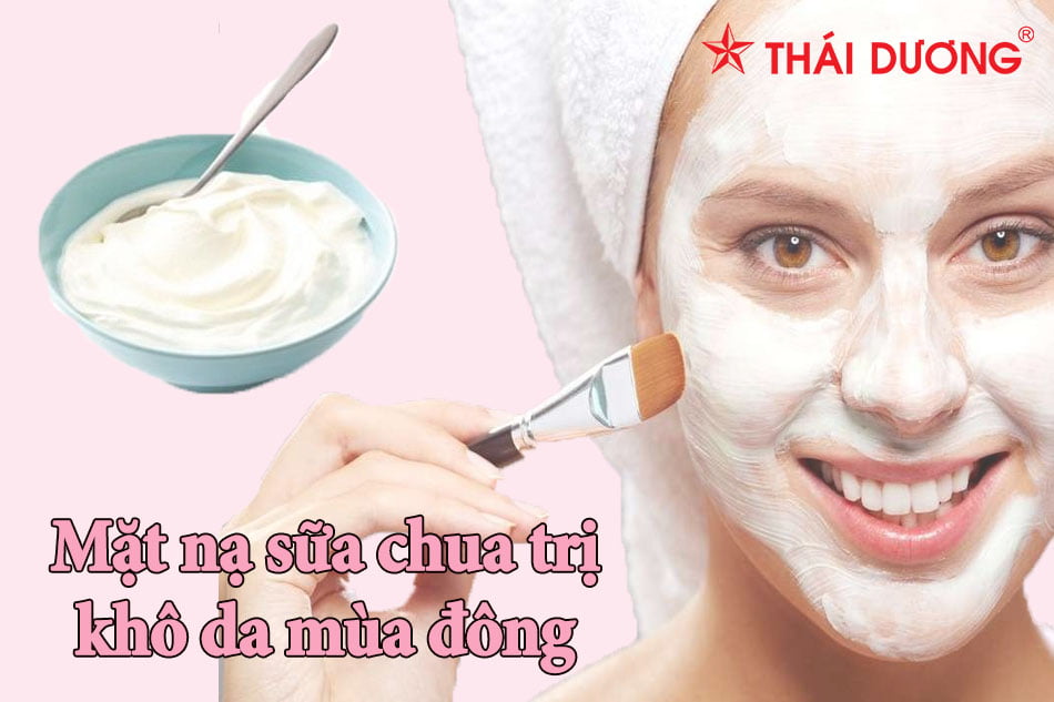 Sử dụng mặt nạ sữa chua không đường giúp da bớt khô