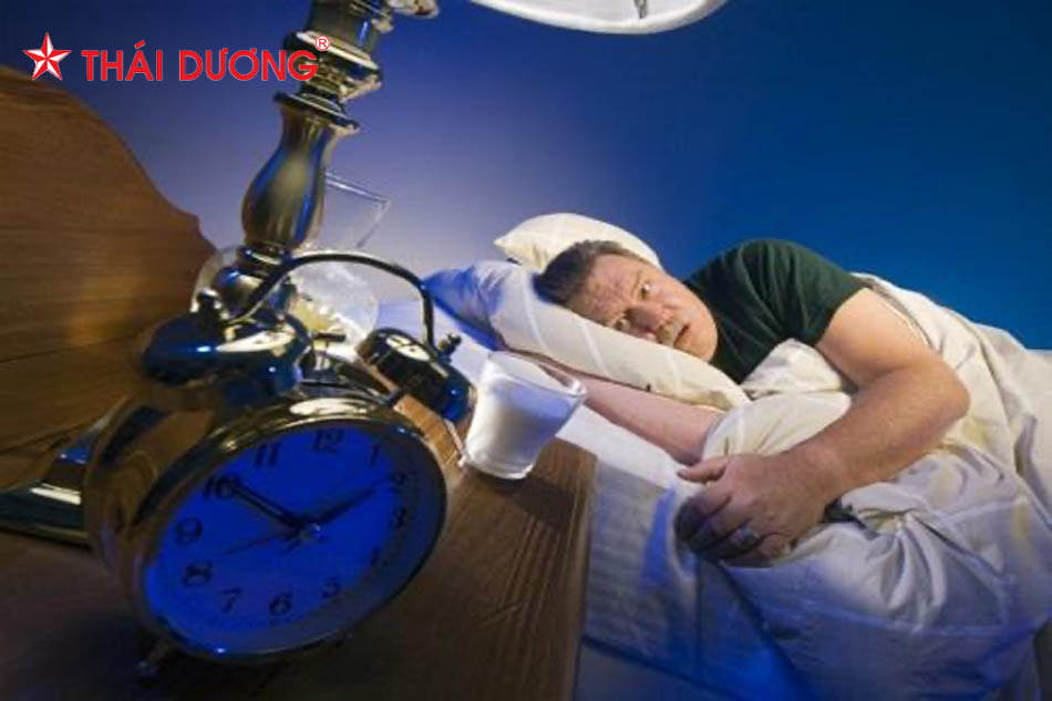 Có nên chữa tiểu đêm nhiều lần tại nhà không?